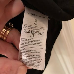 OLD NAVY Women’s black sleeveless top size xl